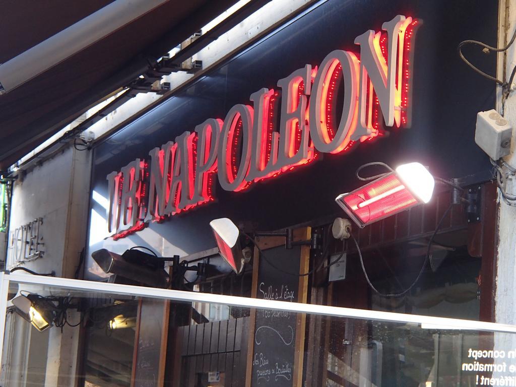 Le Napoleon Hotel Lille Exterior foto