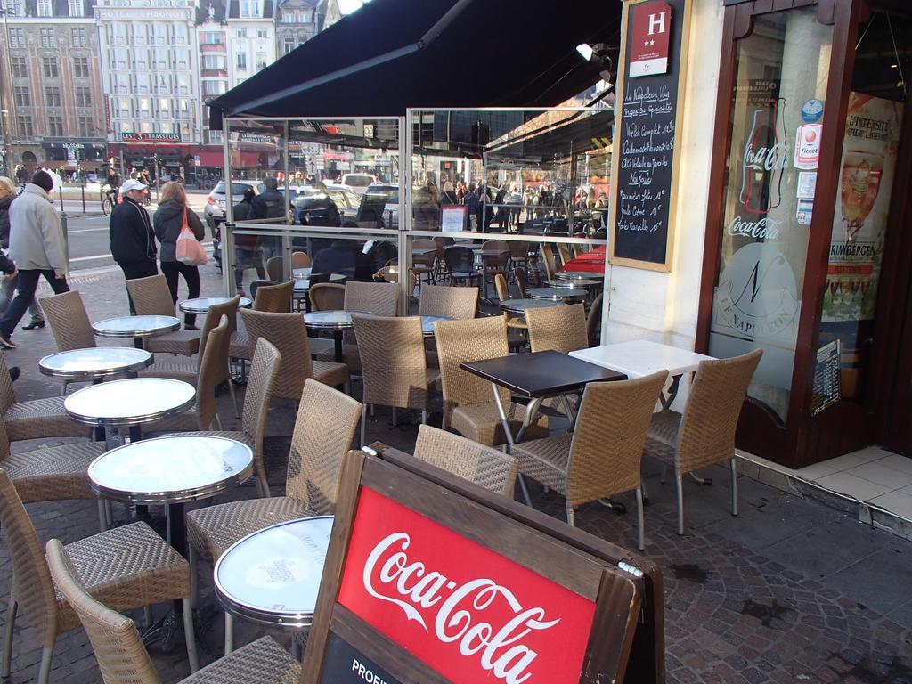 Le Napoleon Hotel Lille Exterior foto